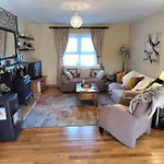 Cozy In The Scenic Glen Of Feriehus *