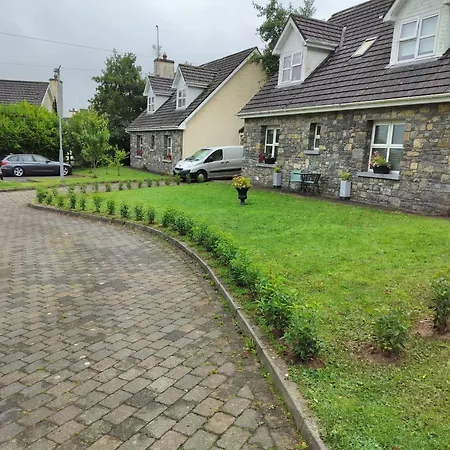 Cozy In The Scenic Glen Of * Aherlow