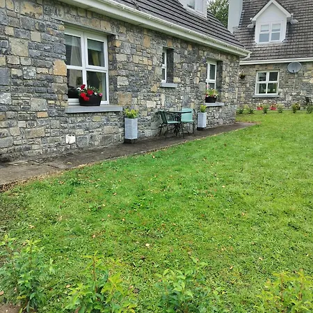 Cozy In The Scenic Glen Of * Aherlow