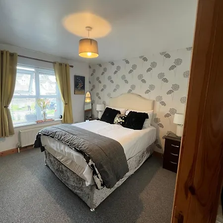 Cozy In The Scenic Glen Of Aherlow