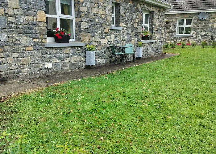 Cozy In The Scenic Glen Of * Aherlow